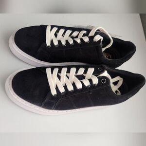 🌸Lauren Ralph Lauren Women's Angeline Lace-Up Suede Sneakers Size 7.5